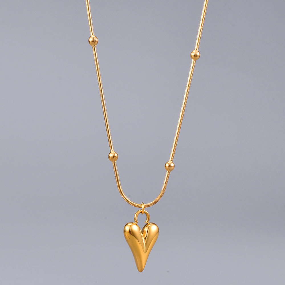 Heart Titanium Steel Inlaid Shell Inlaid Gold Necklace display picture 2