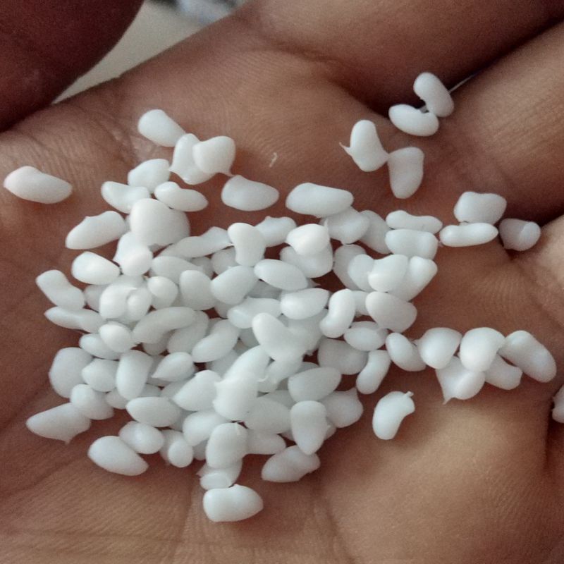 阻燃白色TPE颗粒 高弹 耐磨 注塑级50度无卤防火TPE颗粒