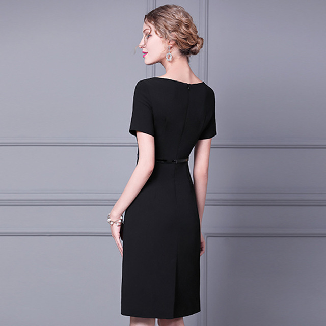 Zhili Hepburn dress 2020 new summer French style retro style with slim waist and V-neck small black skirt