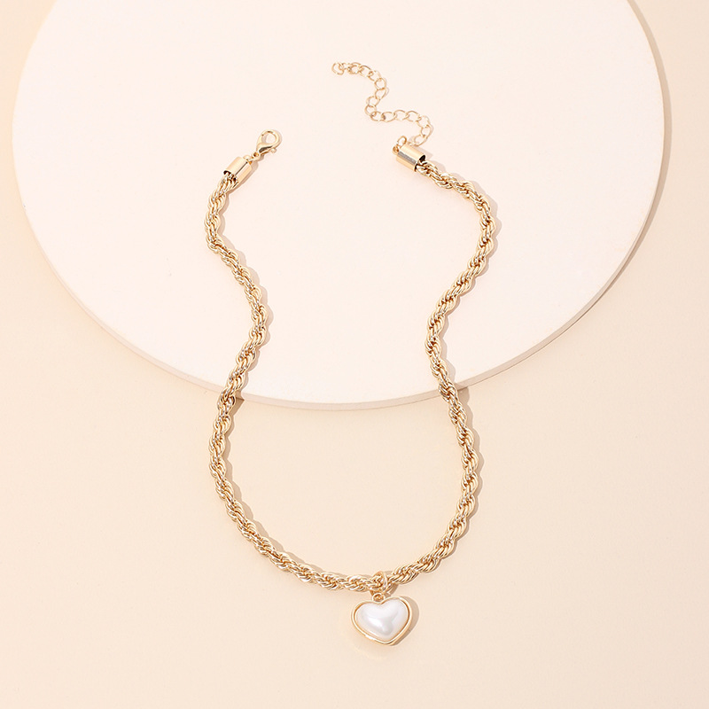 IG Style Simple Style Heart Beaded Alloy Rope Chain Pendant Necklaces Wholesale display picture 5