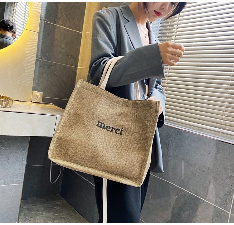The 2020 autumn new handbag women's large-capacity Korean style lettered linen bag is a trend of large shopping bags for autumn and winter undefined
