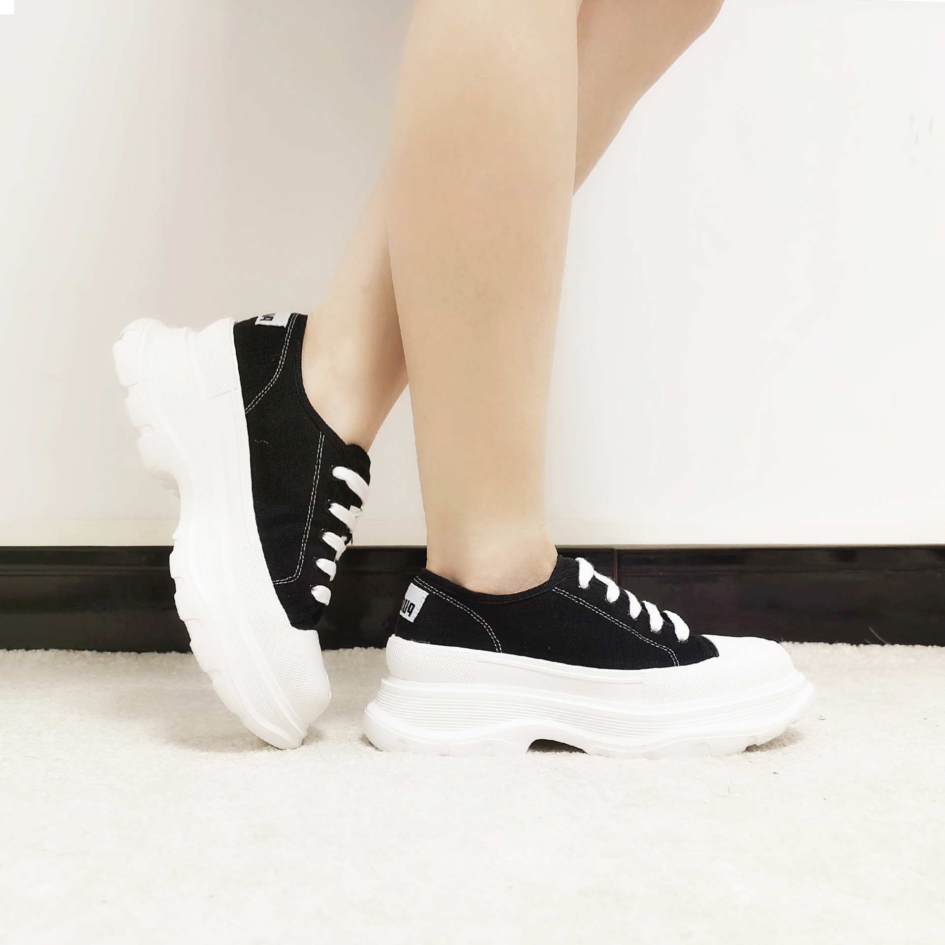 Korean Edition The thickness of the bottom Increase canvas shoe White shoes Versatile daily Casual college student ventilation skate shoes