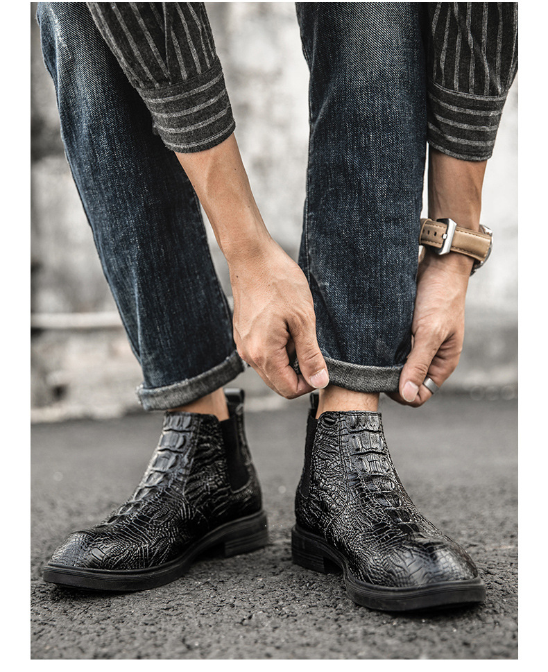 Autumn and winter warm crocodile pattern cowhide Martin boots