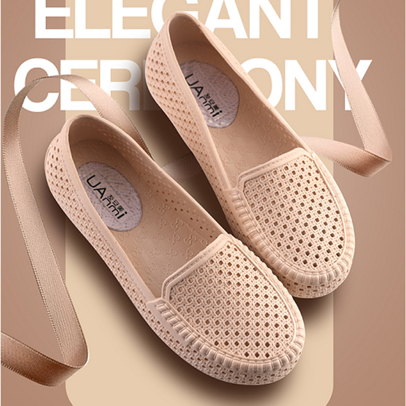 夏季凉鞋女妈妈洞洞鞋包头护士鞋平跟舒适中老年工作镂空网鞋工作