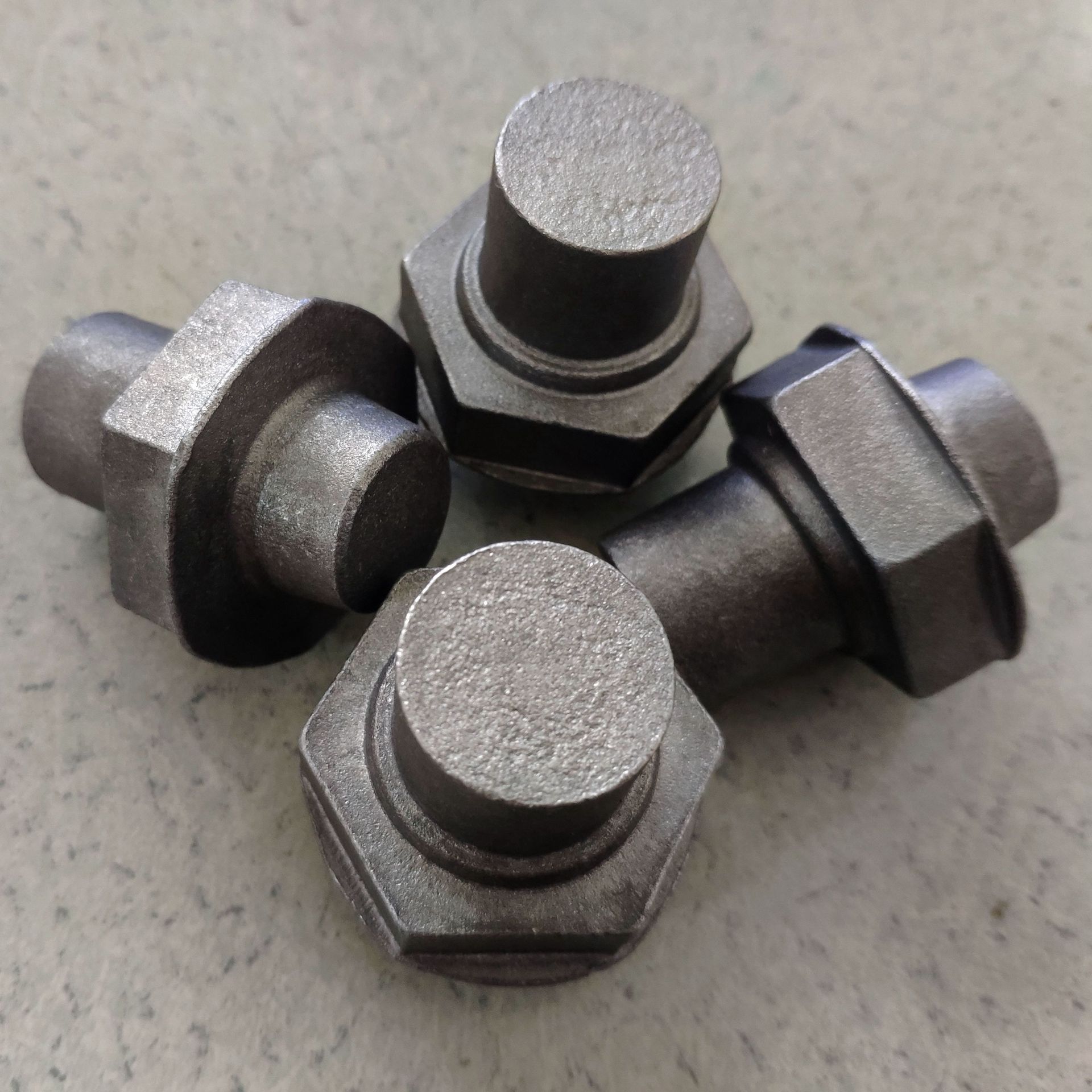 非标螺钉红冲异形件 汽车销轴园林机械配件 汽车螺丝液压接头螺丝