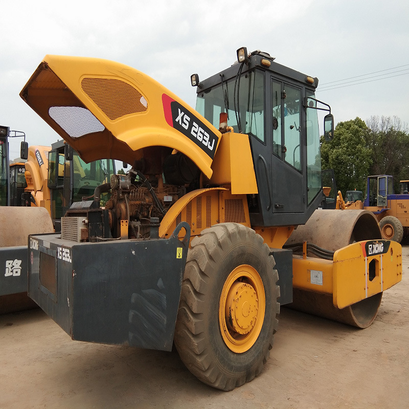 低价出售二手徐工26吨单钢轮振动压路机