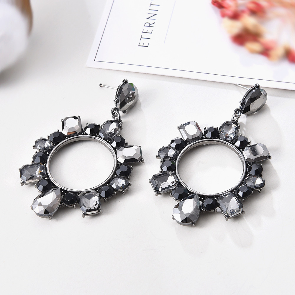1 Pair Lady Circle Rhinestone Inlay Artificial Gemstones Women's Drop Earrings display picture 5