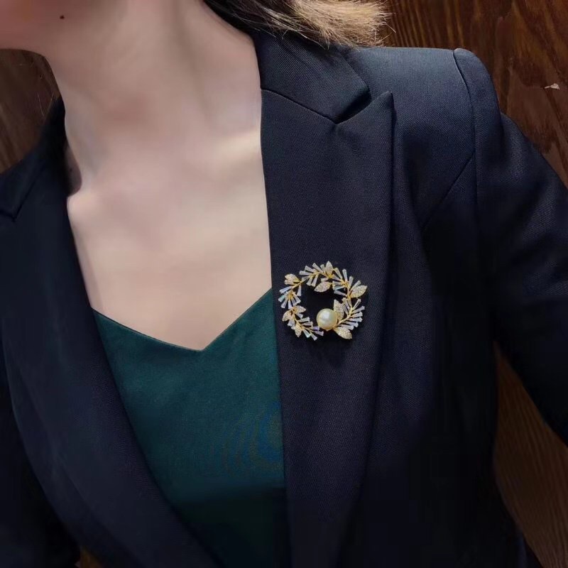 New Style Inlaid Zircon Olive Branch Brooch Pins for Women Fashion Dress Corsage Prom Sweater Suit Accessories Brooches