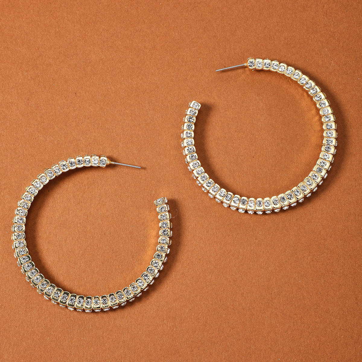 Mode Style Personnalité Alliage Strass Diamant Imitation Boucles D'oreilles Perle Rétro Cercle Araignée Incrusté Boucles D'oreilles Diamant Gros Nihaojewelry display picture 3