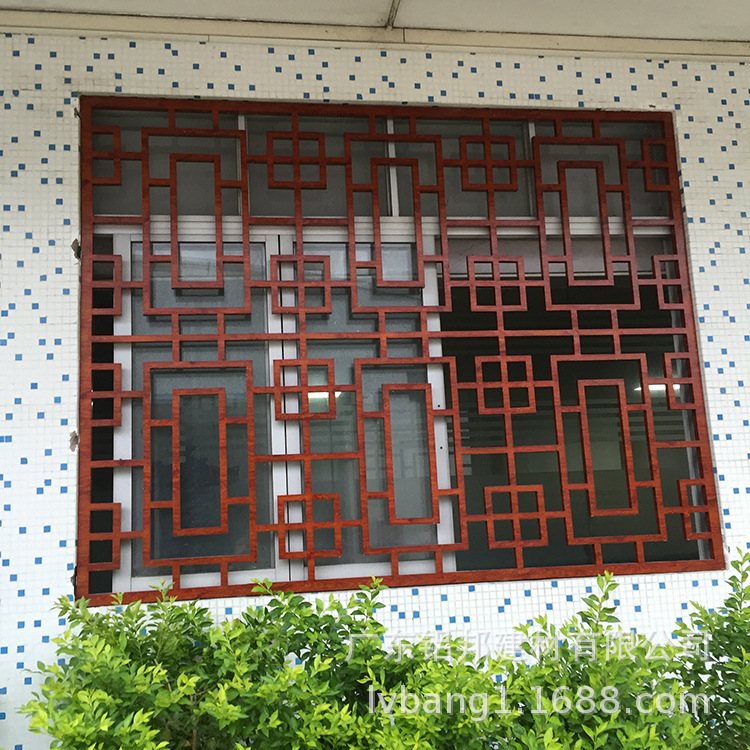 �����T����