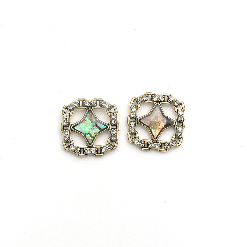 Simple Fashion Metal Retro Hollow Geometric Diamond Earrings display picture 2