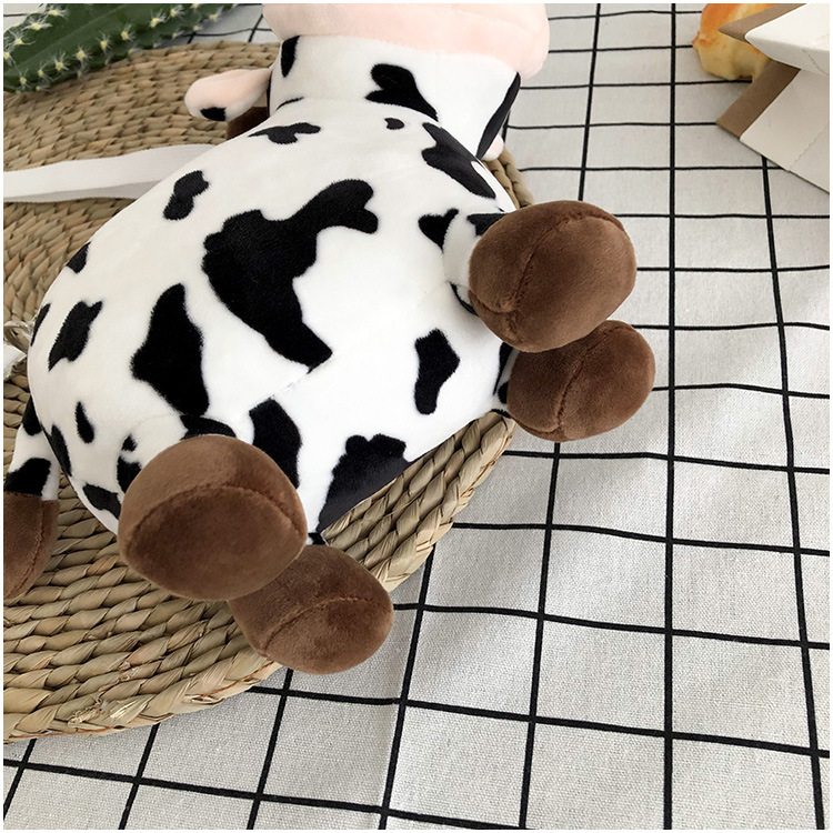 Women's Girl'S Plush Cows Cute Cylindrical Zipper Square Bag display picture 8