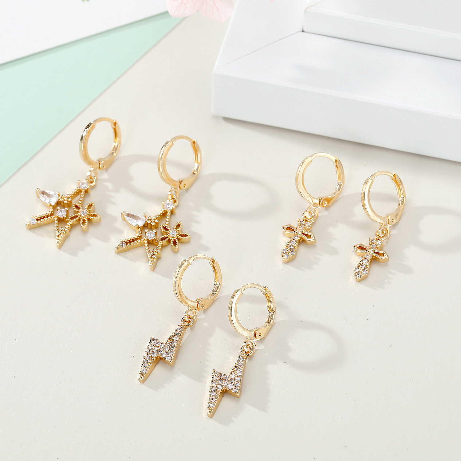 13g Weight Retro Fashion Ethnic Style Copper Artificial Gemstones Earrings