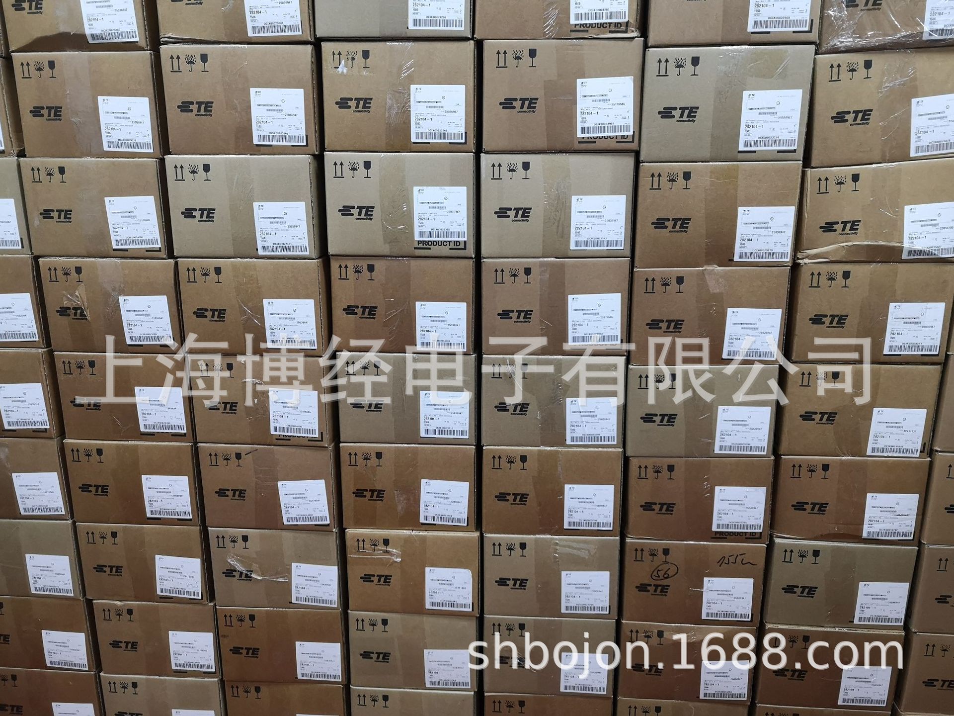 长期大量供应AMP连接器 282080-1