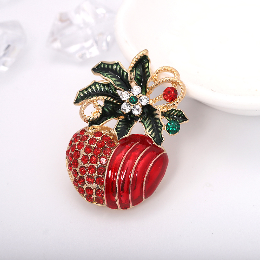 Christmas New Diamond Fashion  Brooch display picture 3