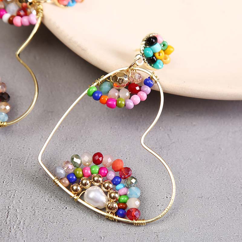 The New Fashion Woven Love Bead Earrings Exaggerated Beaded Earrings Wholesale display picture 5