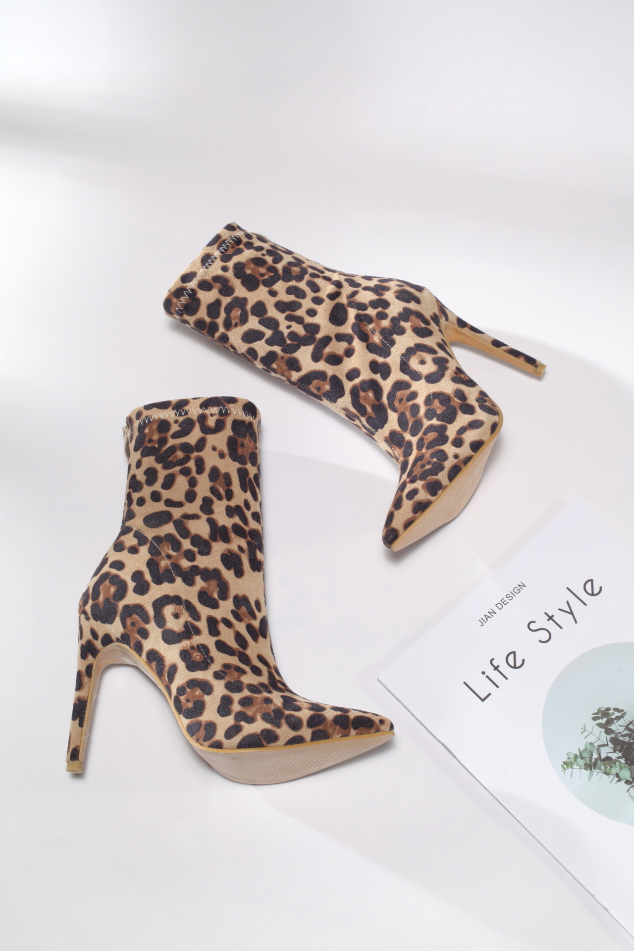 Pointed socks for women sexy heel suede boots for women_voghion.com