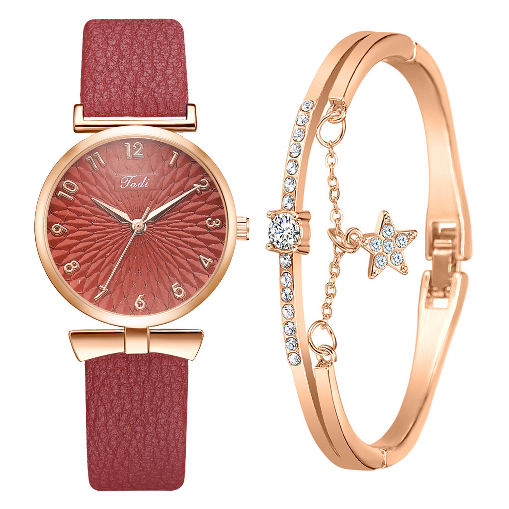 New Style Ladies Watch Belt Quartz Watch Female Watch display picture 3