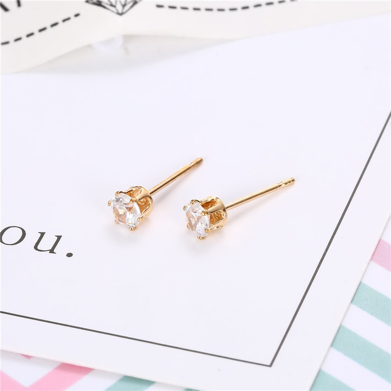 4mm Bijoux Simples Boucles D'oreilles En Zircon Mot Minimaliste Oreille Aiguille En Os Aiguille Mini Boucles D'oreilles En Gros Nihaojewelry display picture 2