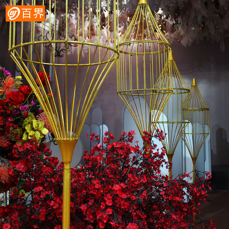 百界2020年新款婚庆装饰道具铁艺摆件批发路引厂家直销工艺品