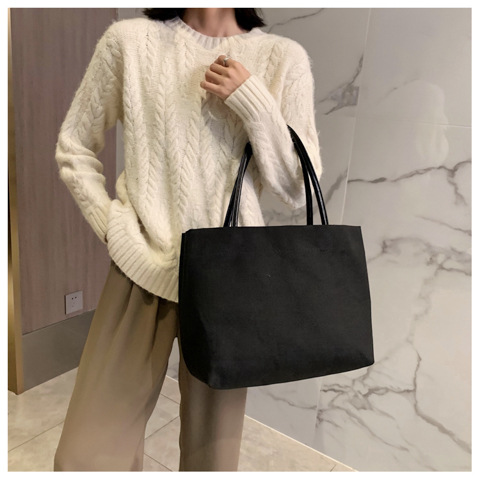 New Large-capacity Women's New Trendy Fashion All-match Shoulder Portable Tote Bag display picture 24