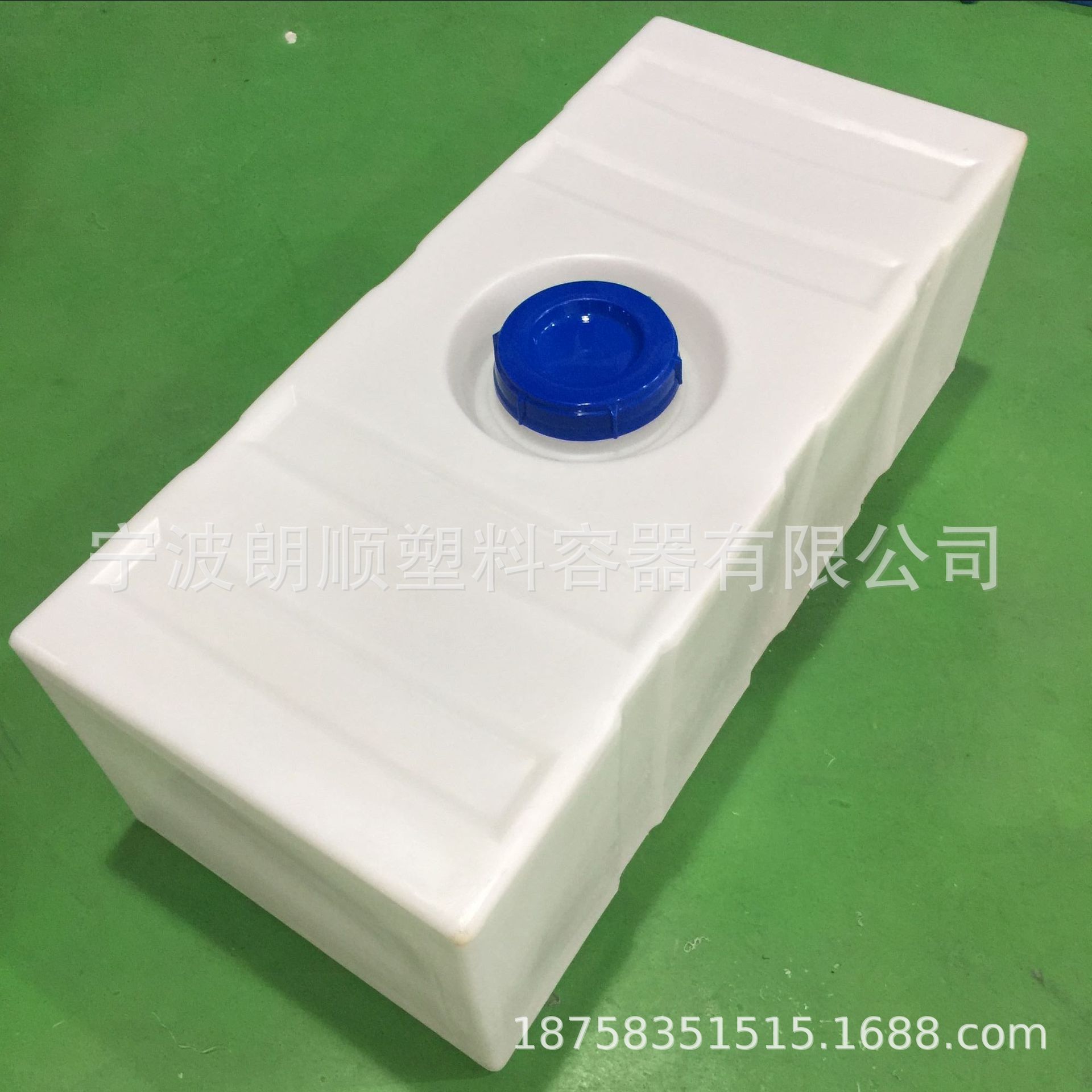 美观耐用200L方形加厚房车水箱 聚乙烯汽车水箱 滚塑厕所水箱|ru