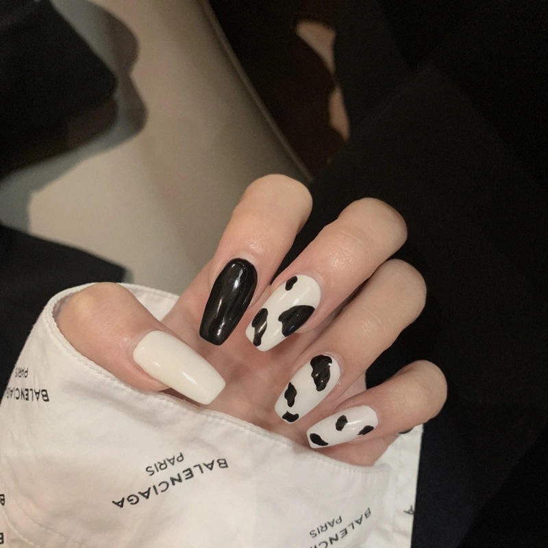 Cows Pattern Autumn and Winter Short Ballet Wear Armor Finished Product Fake Nails Nail Stickers Nail Patch Waterproof Nail Tip DCH465