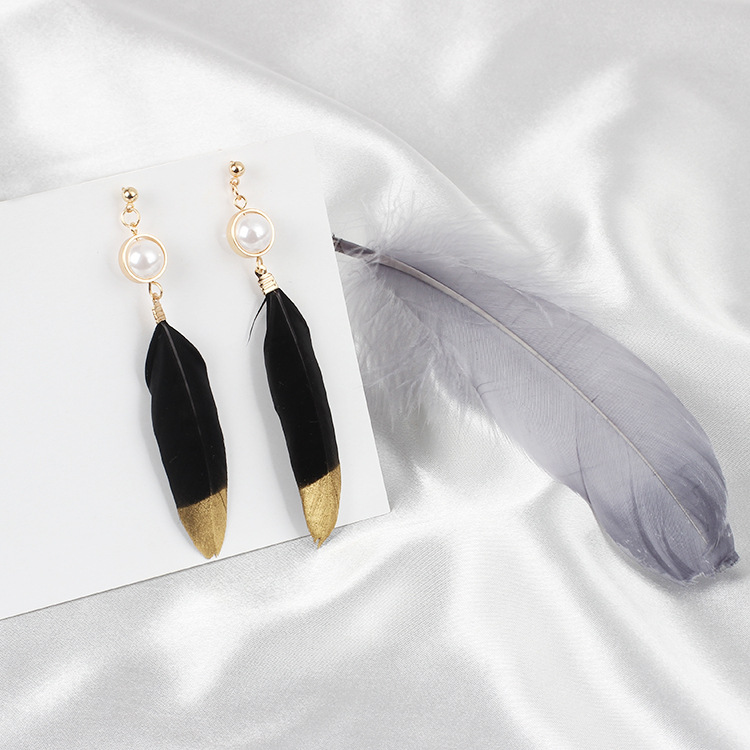 4g Weight Earrings Classification Wedding, Travel, Birthday, Festival Occasion Women'S Gender INS Style Style White, Purple, Red, Green, Yellow, Black Color Fashion Autumn And Winter Tassel Feather Pearl Earrings 1