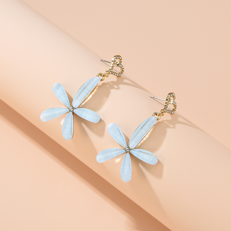 Korean Sweet Petal Earrings display picture 5