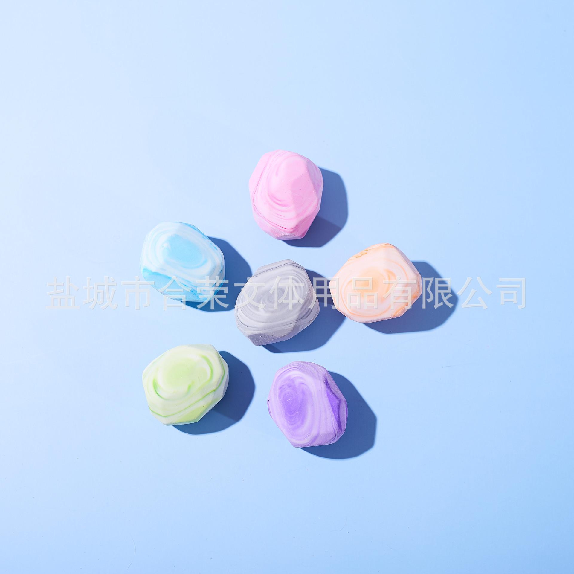 Cavar piedras de mármol coloridas piedras de guijarro serie de piedras de rayas fábrica de precios al por mayor