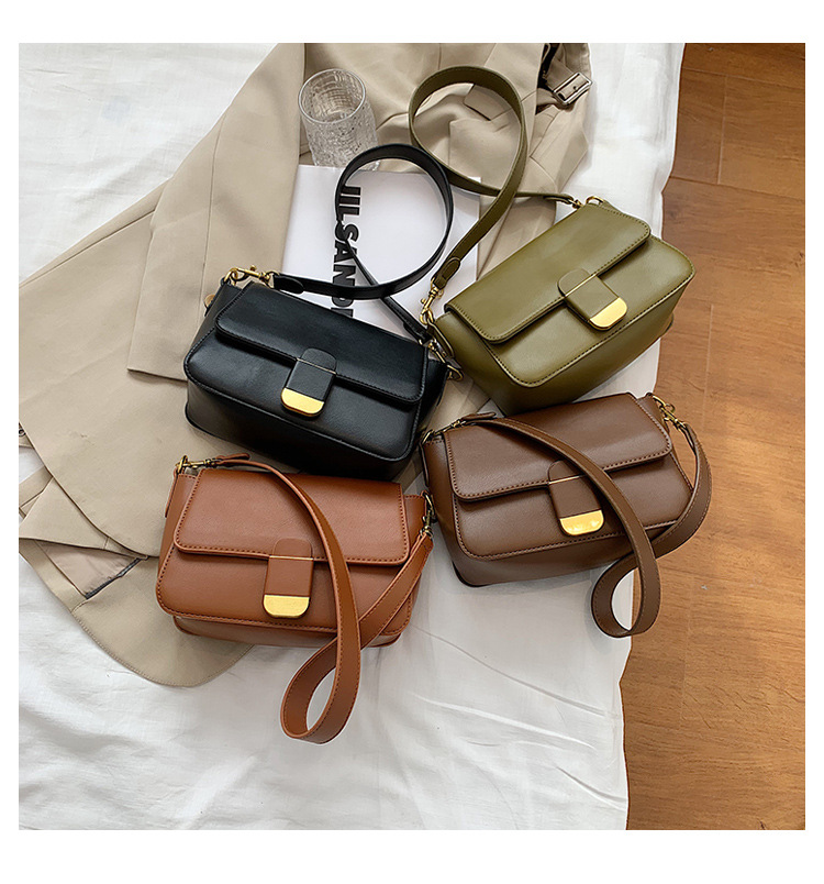 Simple Autumn And Winter New Fashion All-match Messenger Single Shoulder Small Square Bag display picture 14