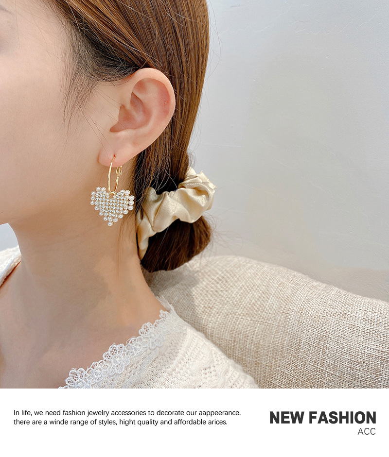 S925 Silver Needle Pearl Earrings Baroque Retro Personalized Earrings Temperament Alloy Earring display picture 8