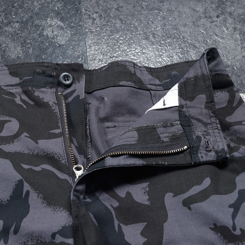 Sommer-Caprihose mit Übersee-Camouflage, lockere Arbeitsshorts mit mehreren Taschen für Herren_voghion.com