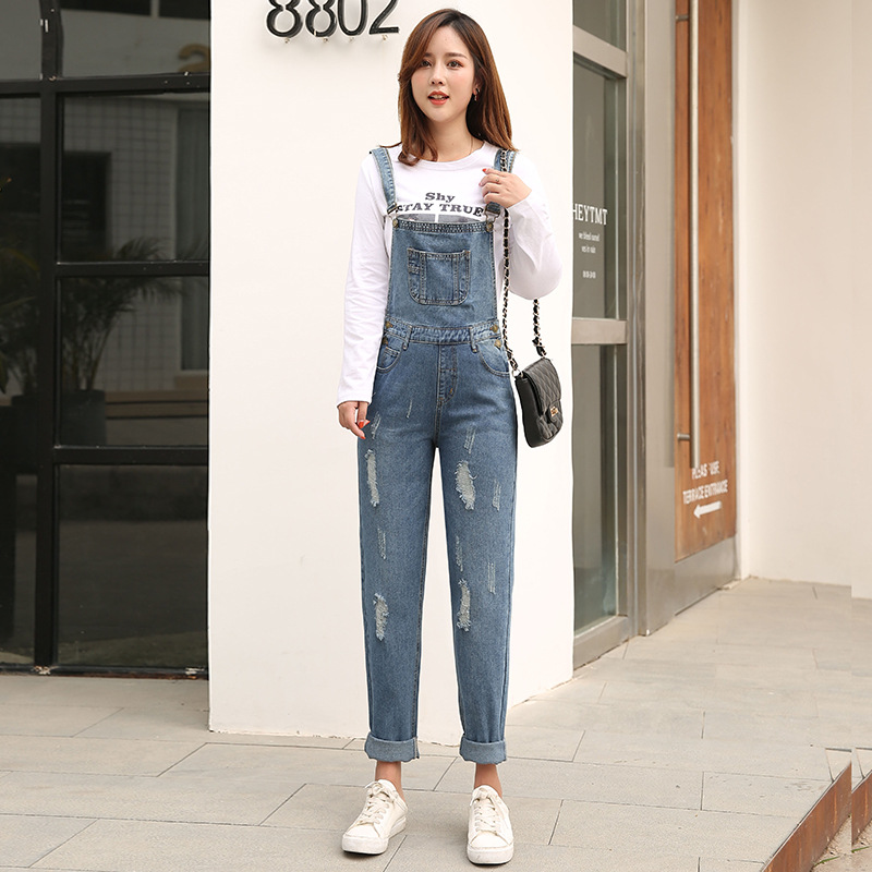 大码女装牛仔背带裤女韩版宽松显瘦破洞直筒吊带裤子加大码 9217|ms