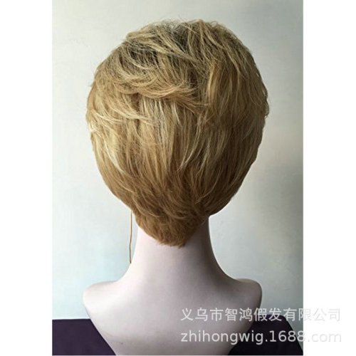 Amazon manufacturers supply European and American fashionable wigs with oblique bangs, short straight hair, full top, chemical fiber golden yellow full headgear