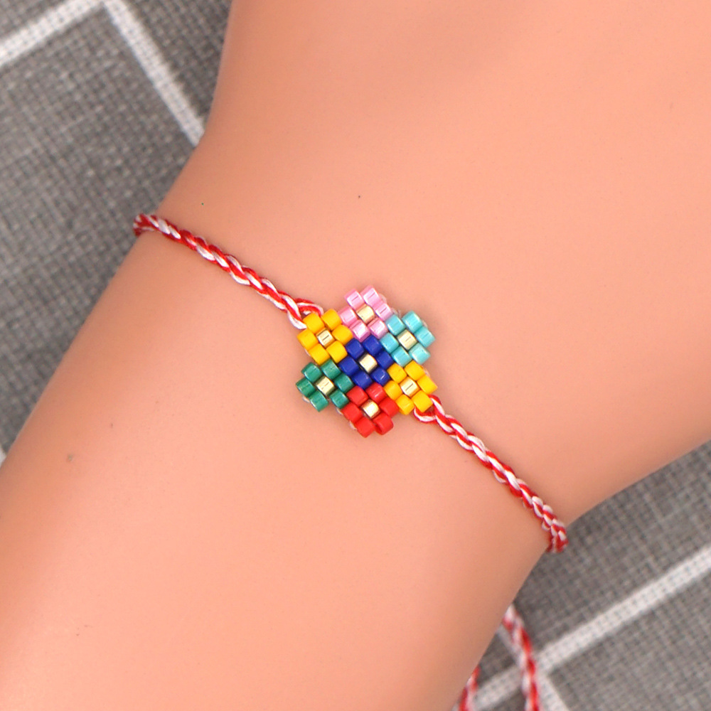 Simple Bohemian Handmade Beaded Small Daisy Seven-color Flower Bracelet display picture 1