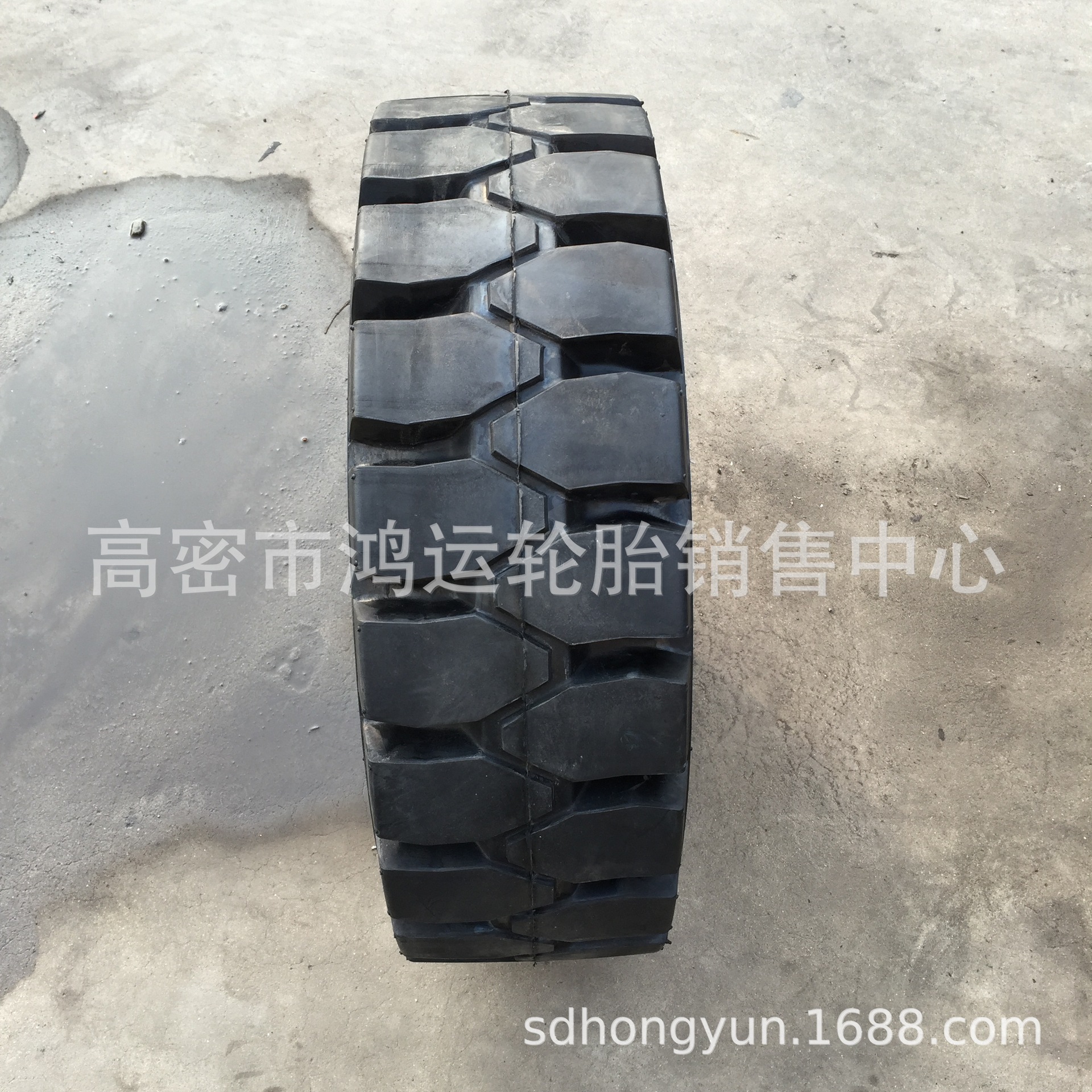 叉车轮胎 28X9-15 3.00/700/825-15 18*7-8 6.50-10 充气实心轮胎