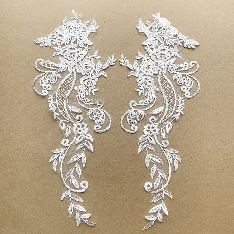 单米白色人丝线网纱刺绣蕾丝对花婚纱头纱辅料水溶蕾丝花朵布贴