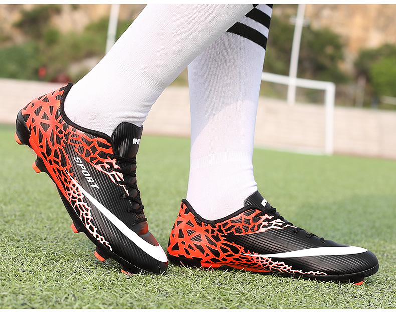 Low-Top-Fußball für Jungen und Mädchen mit gebrochenen Kunstrasen-Lederfüßen, AG-Langnägeln, Schülersporttraining_voghion.com