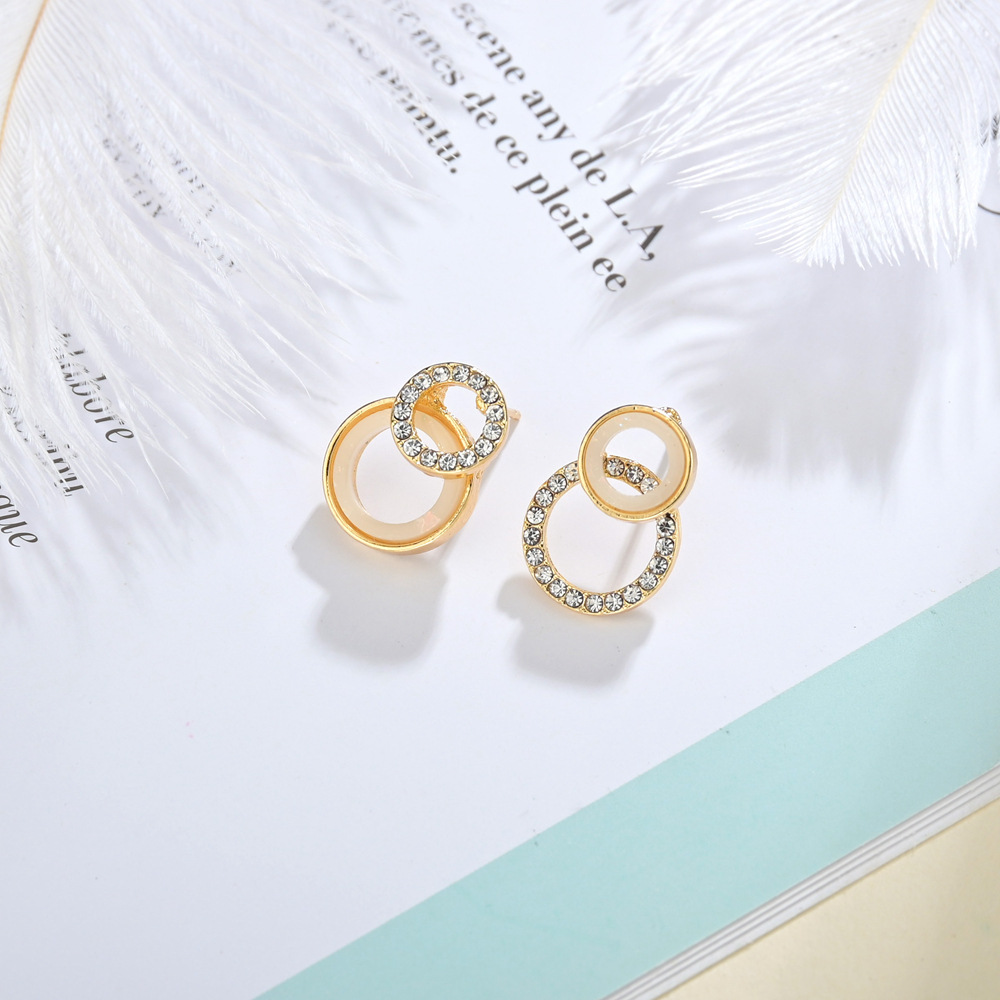 Asymmetric Geometric Diamond-studded Small Earrings display picture 2
