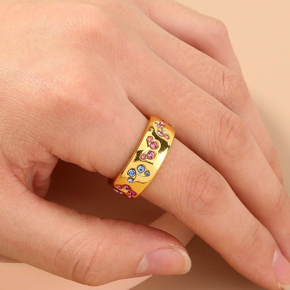 Fashion Mixed Color Copper Inlaid Zircon Butterfly Ring display picture 2