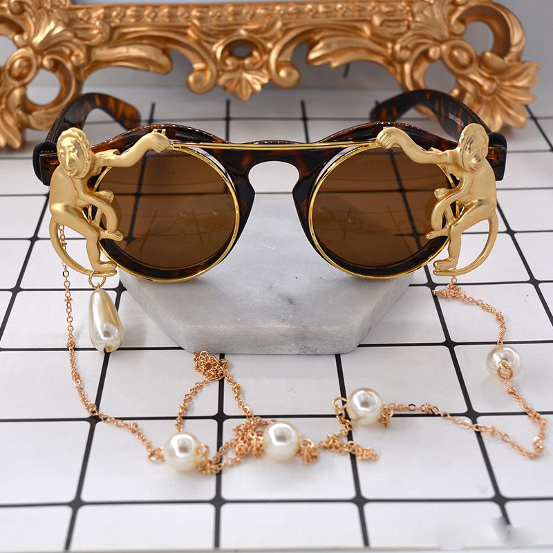 Retro Metal Monkey Pearl Decor Sunglasses Wholesale Nihaojewelry display picture 2