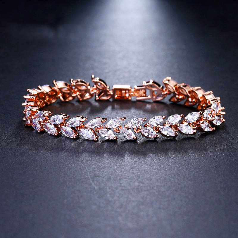 Bracelets Classification Elegant Luxurious Lady Geometric Copper Inlay Zircon Bracelets