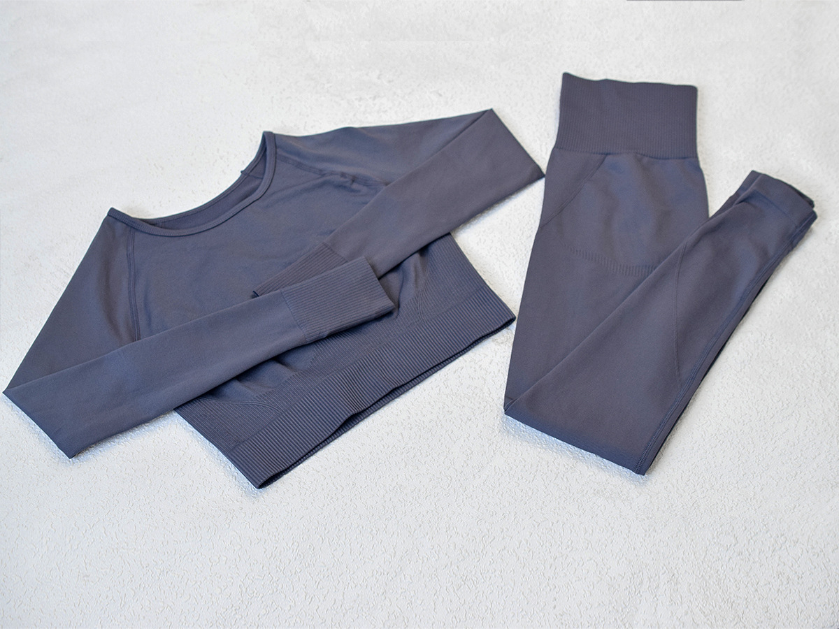 Knitted Seamless Long-sleeved Trousers Yoga Suit Sports Fitness Two-piece Set in Sports Sets