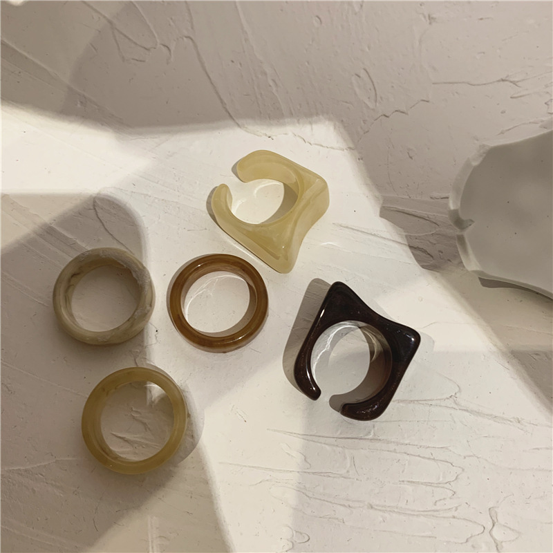 Simple Style Color Block Resin Women's Rings display picture 1