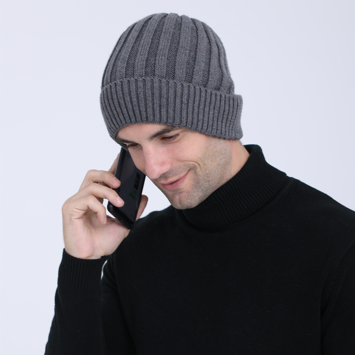 Berretto beanie in maglia di lana per uomo e donna_voghion.com