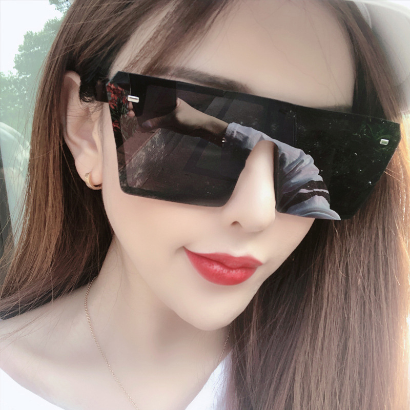 Sunglasses Image 2