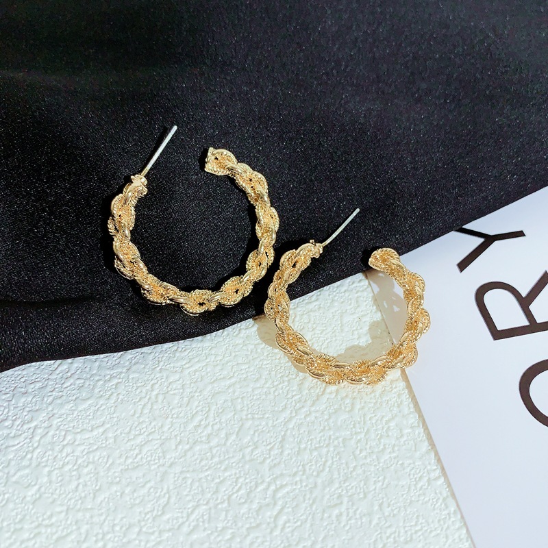 fashion hollow hoop earrings simple geometric alloy earringspicture1