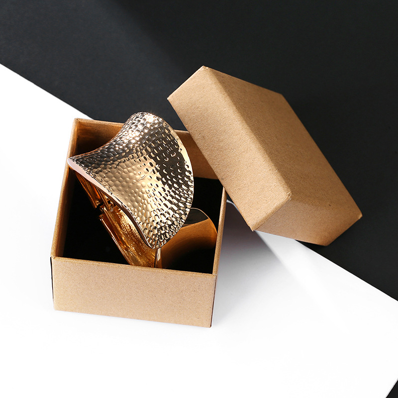 new gold-plated asymmetrical leaf shape unilateral polka dot bracelet