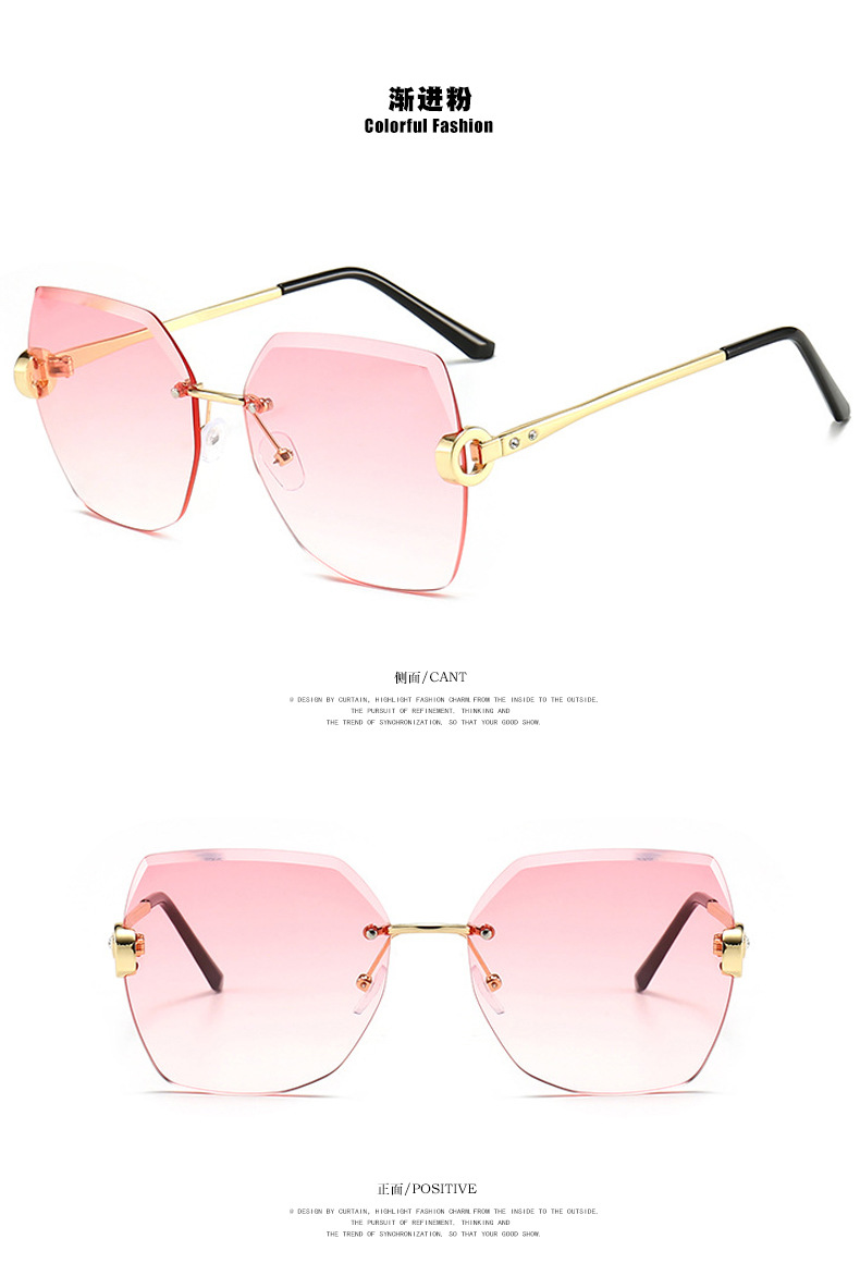 Retro Women's Sunglasses display picture 6